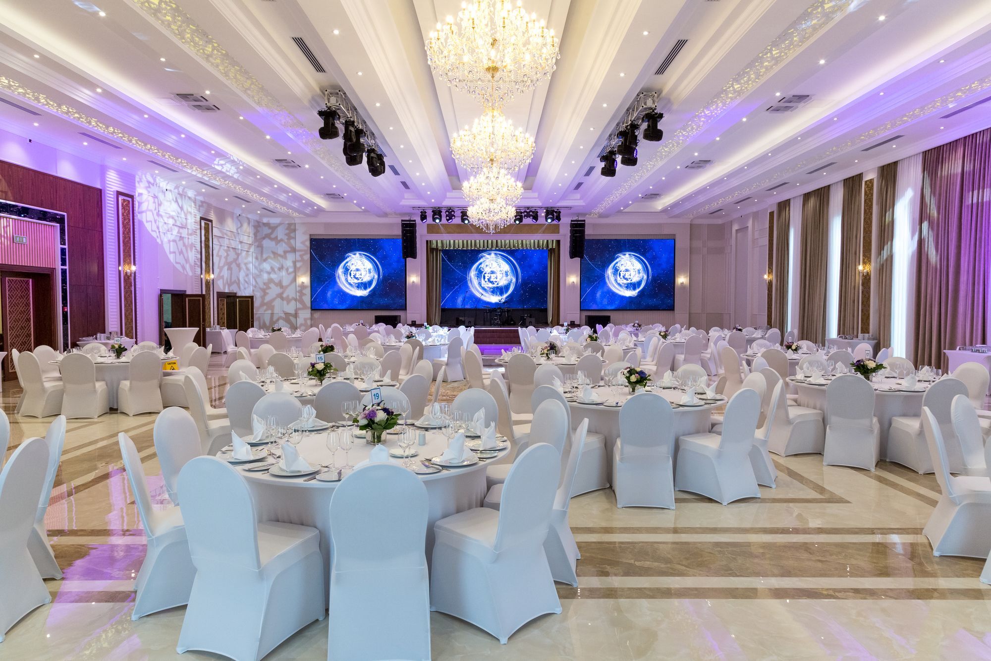 Wyndham Garden Astana Hotel Ngoại thất bức ảnh